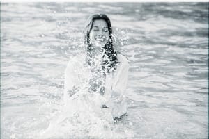 ’Til Tuesday: Tricia at the Shore (1997)